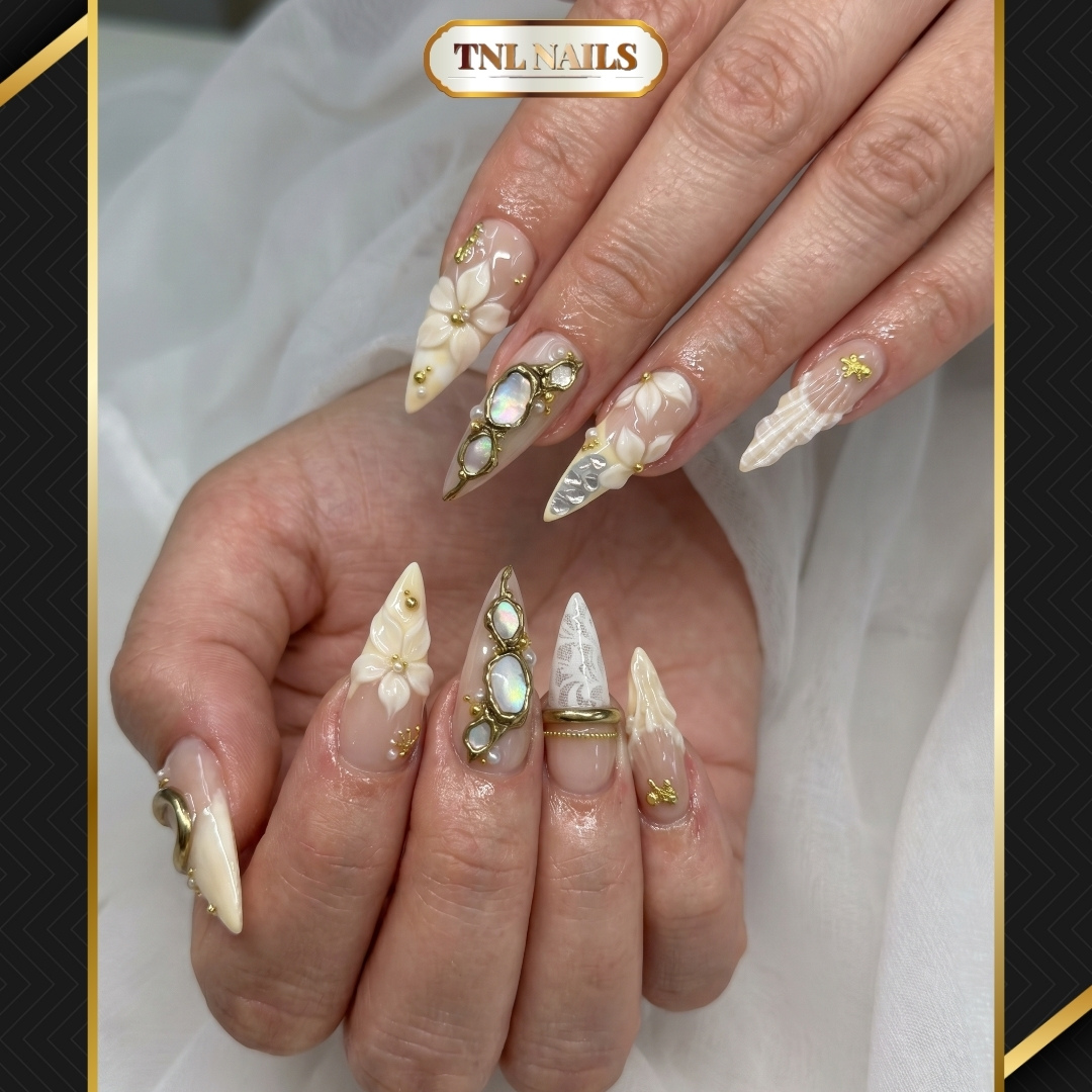 Classic nails